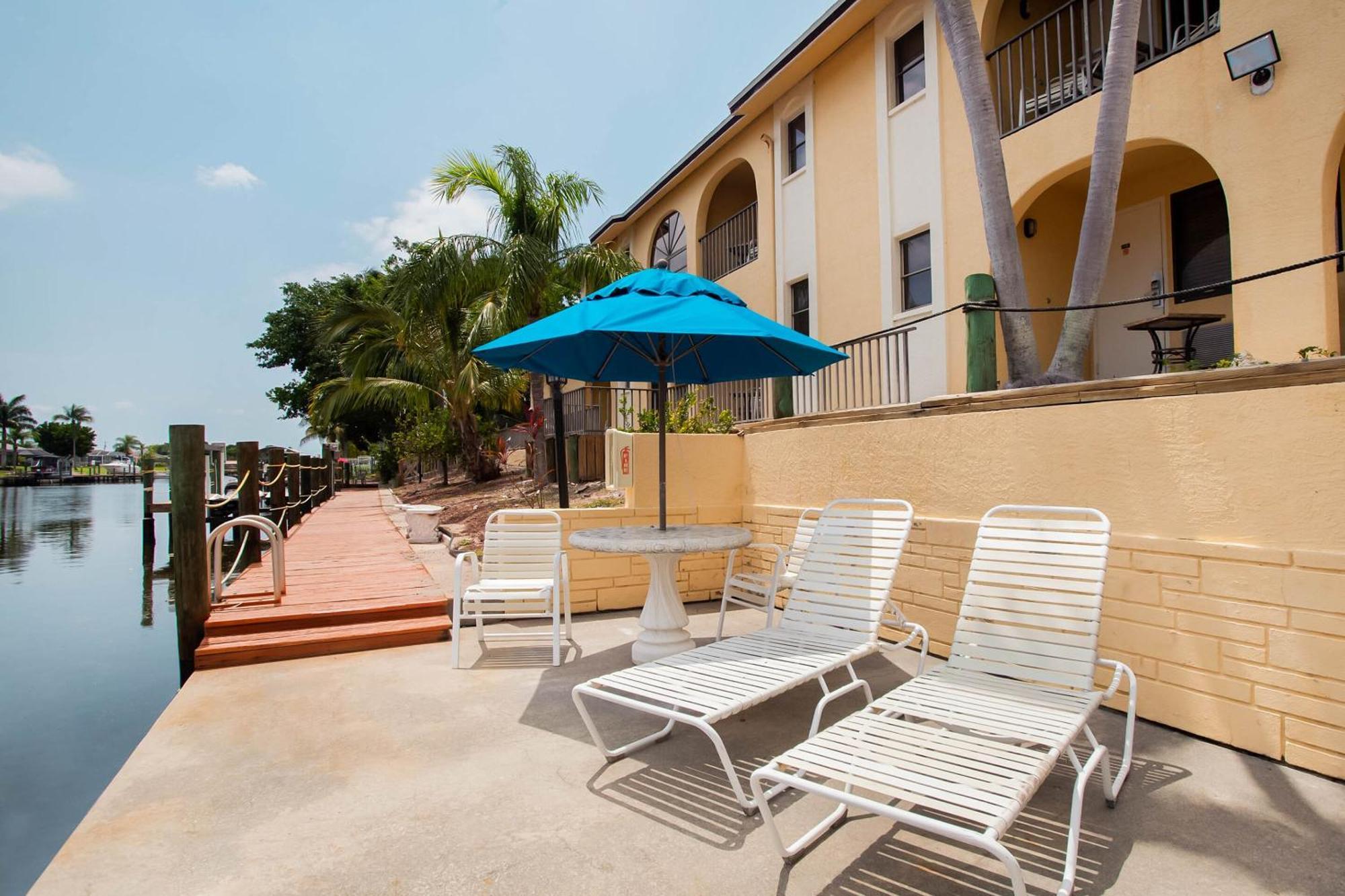 Oyo Waterfront Hotel- Cape Coral Fort Myers, Fl Exterior foto