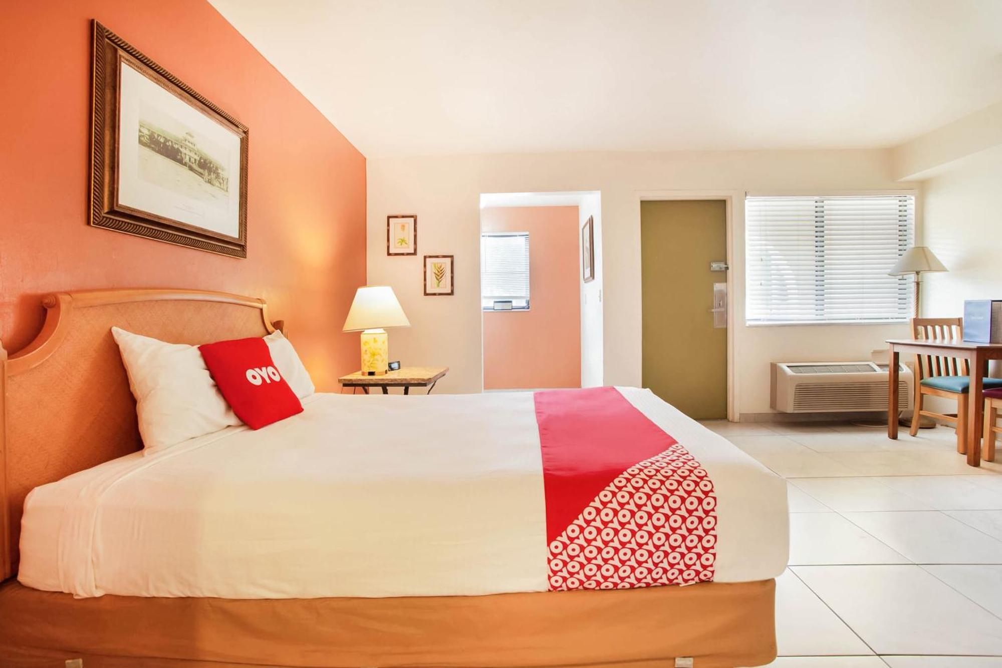 Oyo Waterfront Hotel- Cape Coral Fort Myers, Fl Exterior foto
