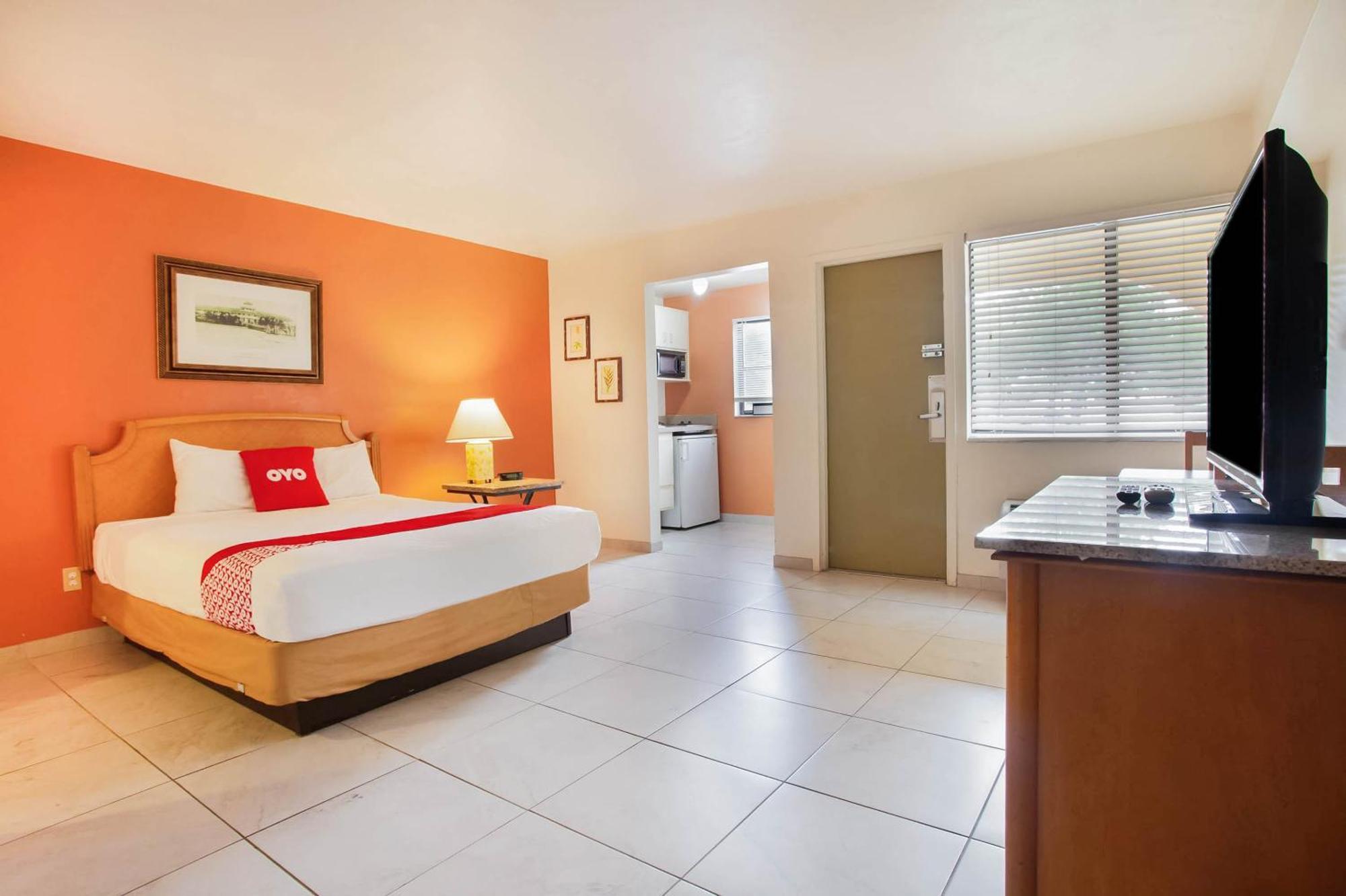 Oyo Waterfront Hotel- Cape Coral Fort Myers, Fl Exterior foto